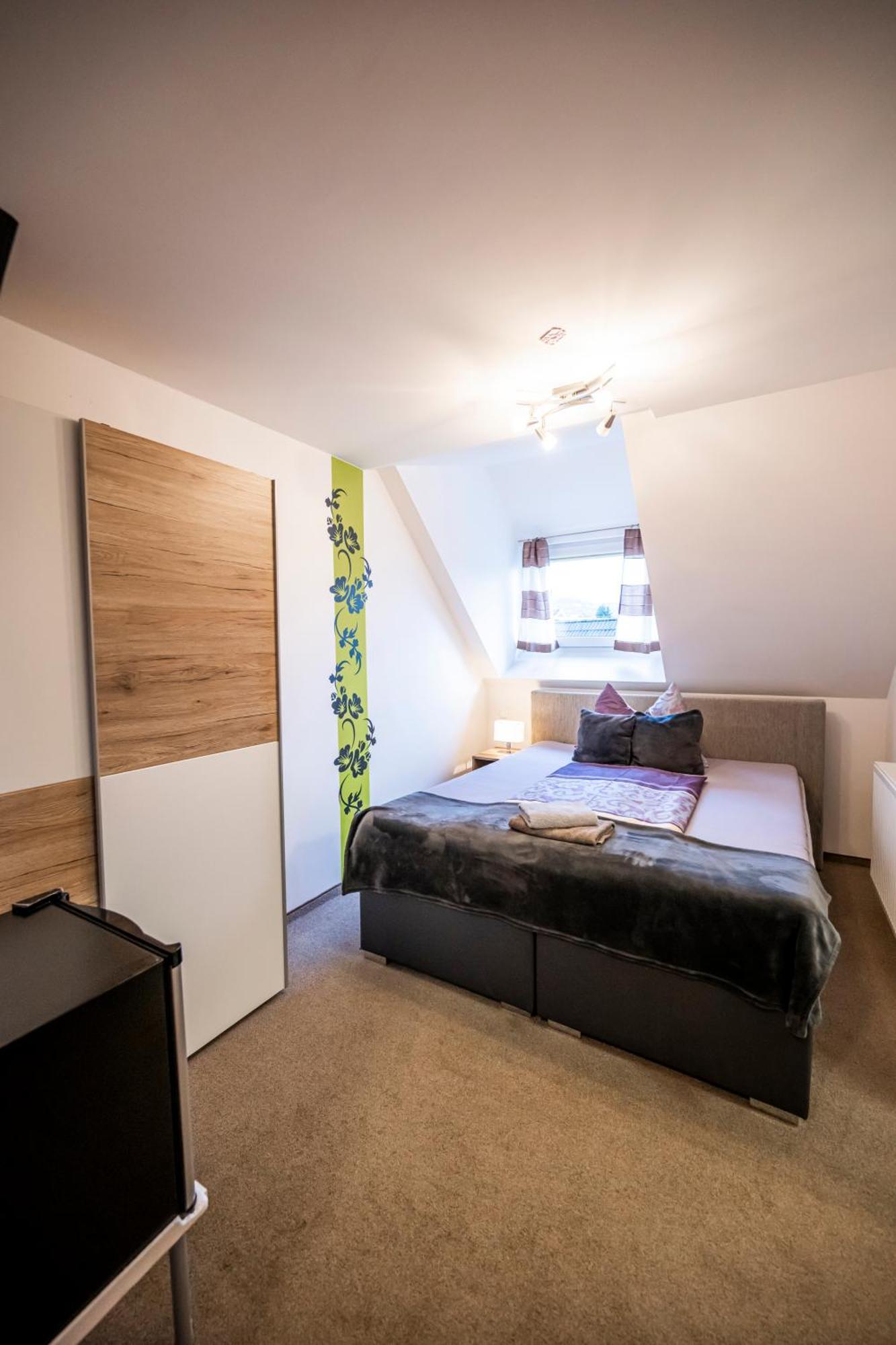 Die Schlafstube - Bed&Breakfast Zeltweg Exterior foto