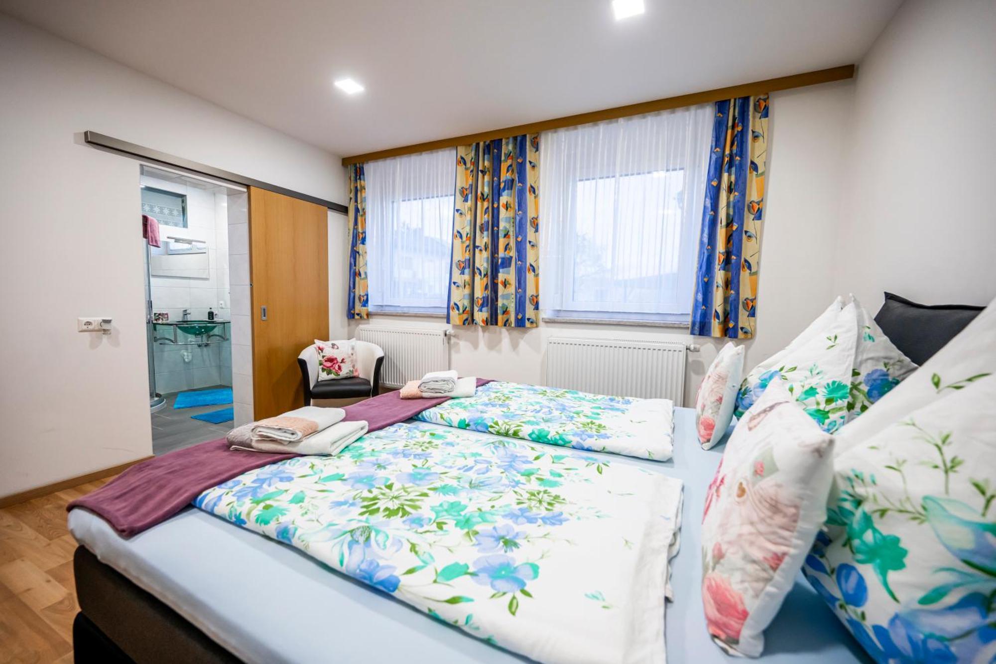 Die Schlafstube - Bed&Breakfast Zeltweg Exterior foto