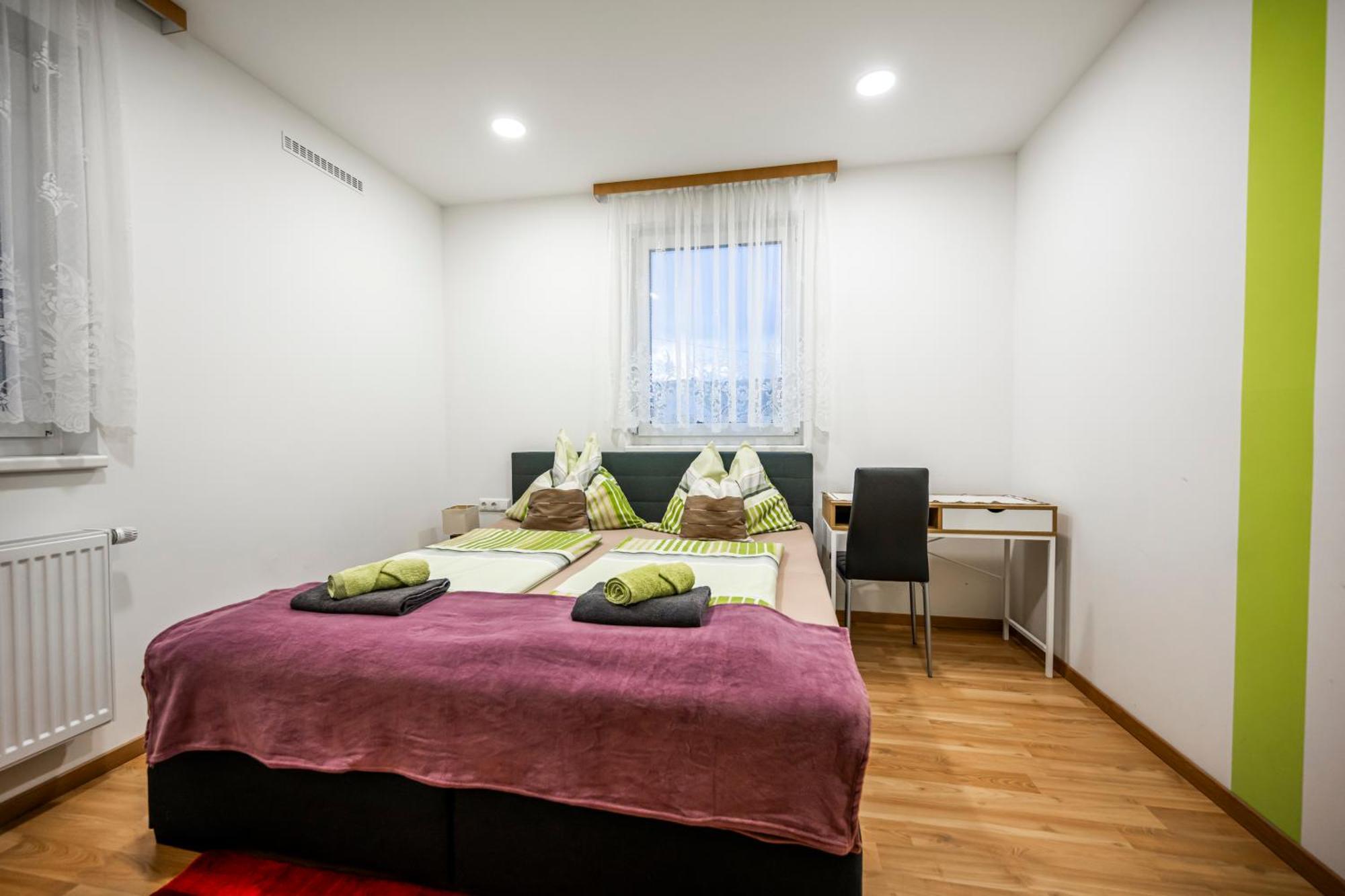 Die Schlafstube - Bed&Breakfast Zeltweg Exterior foto